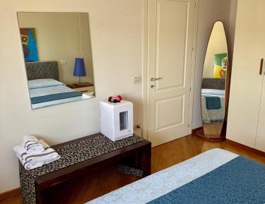 Deluxe Room (2 Adults + 1 Child)