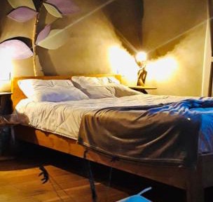 King Room with Mountain View