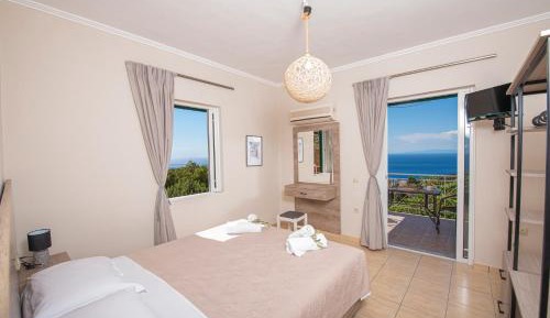 Studio Apartment with Sea View