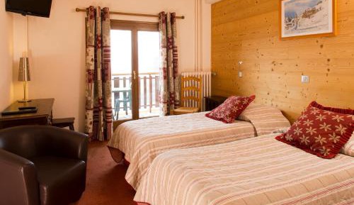 Double or Twin Room with Bath with South View with Balcony