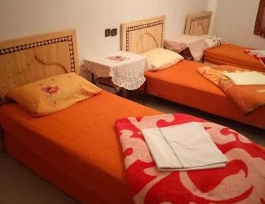 Economy Triple Room