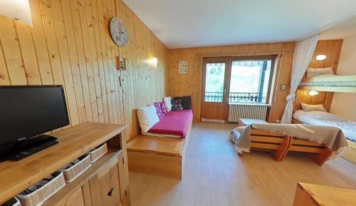 Apartment (4 Adults)