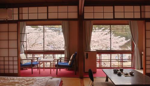 Japanese-Style Quadruple Room