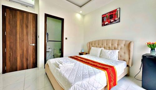 Deluxe Queen Room
