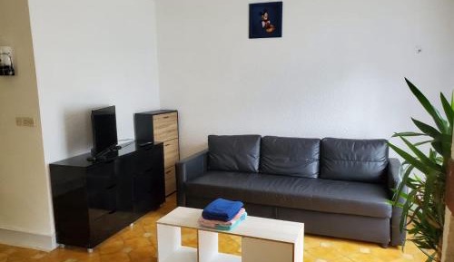 One-Bedroom House