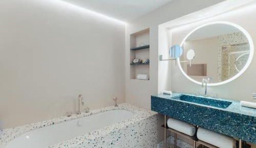 Prestige Suite