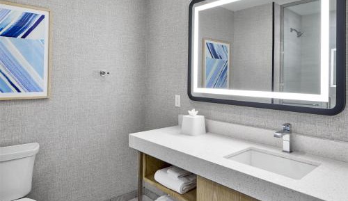 King Studio Suite