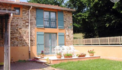 Holiday Home (5 Adults)