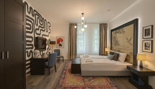 Deluxe Double or Twin Room