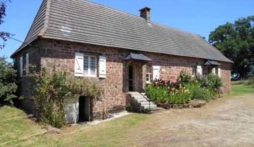 Holiday Home (9 Adults)