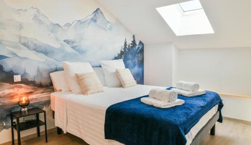 Three-Bedroom Superior Apartment