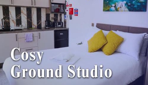 Deluxe Studio