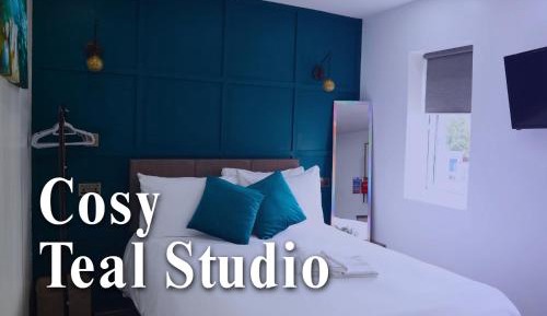 Deluxe Studio