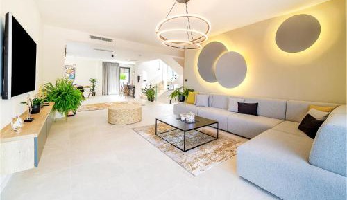 Four-Bedroom Holiday Home