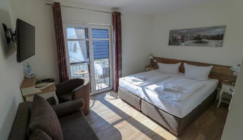 Double Room with Balcony or Terrace