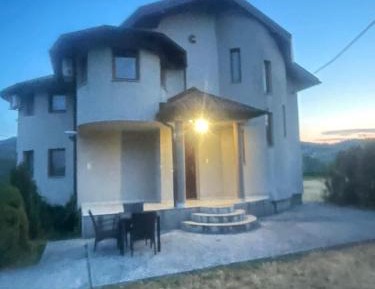 Deluxe Villa