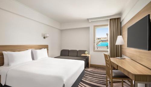 Superior Double Room - Pool Side