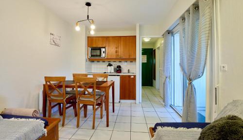 Superior One-Bedroom Apartment
