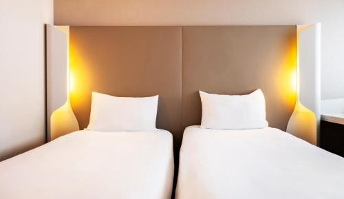 New Generation Twin Room 