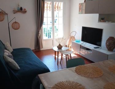 Apartment with Terrace