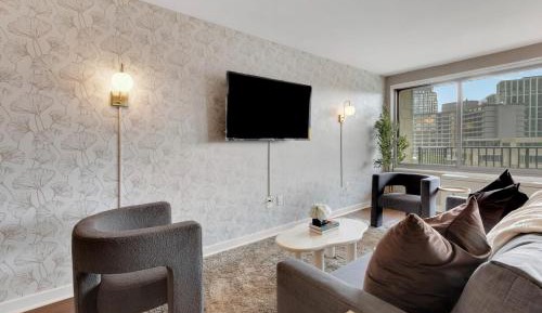 Three-Bedroom Superior Apartment