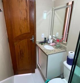 Room #1474273401