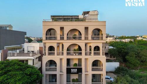 Executive Room with Balcony and Air purifier