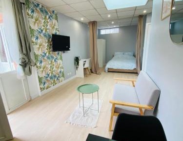 Room #1474672702