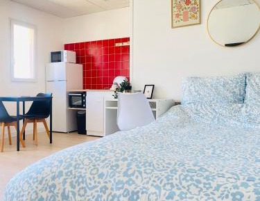 Room #1474672704