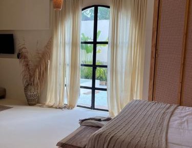 One-Bedroom Villa