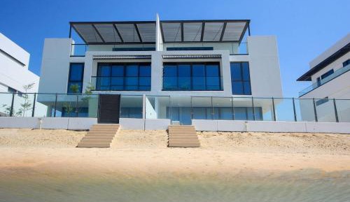 Holiday Home 1