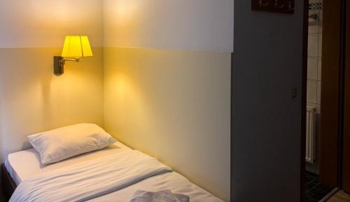 Deluxe Single Room