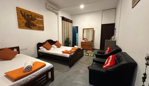Deluxe Family Room