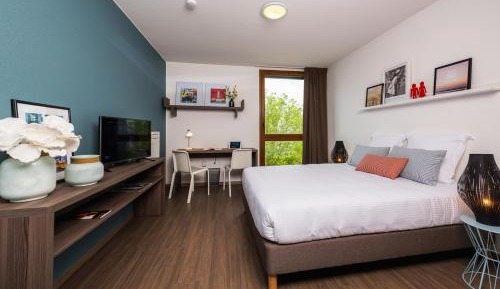 Business Suite Double