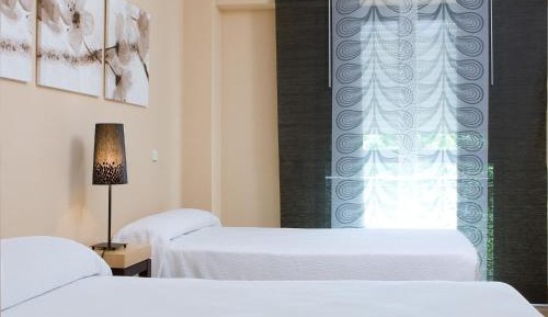 One-Bedroom Apartment (3 Adults)
