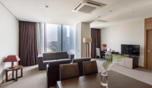Deluxe Suite