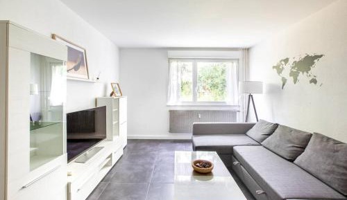 One-Bedroom Deluxe Apartment