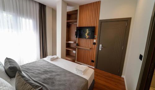 King Room with Balcony