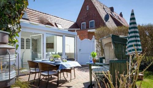 Two-Bedroom Apartment with Terrace