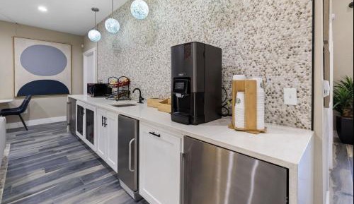 One-Bedroom Standard Apartment