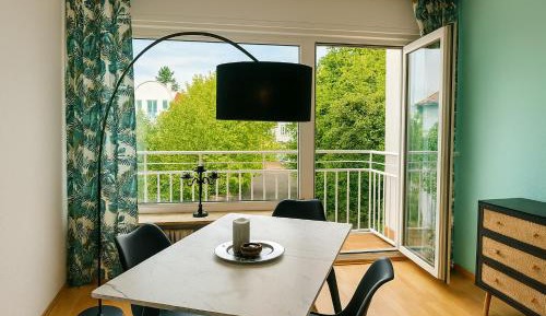 Four-Bedroom Apartment with Balcony 