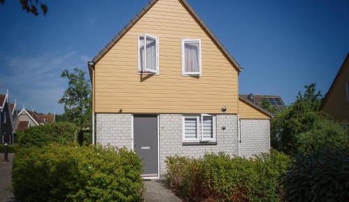 Four-Bedroom Holiday Home