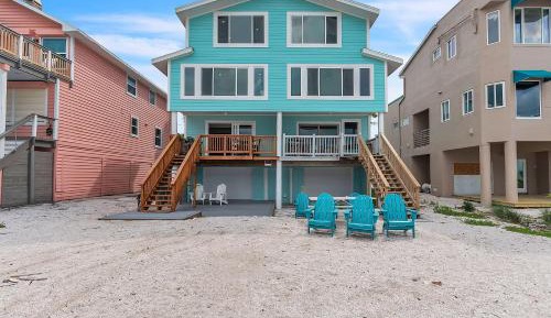 Five-Bedroom Apartment
