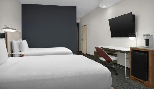 Double Queen Room