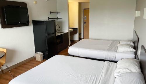 Superior Queen Room with Two Queen Beds