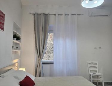 One-Bedroom Apartment - Non-Smoking