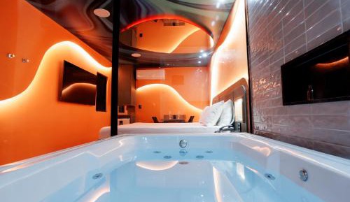 King Suite with Spa Bath