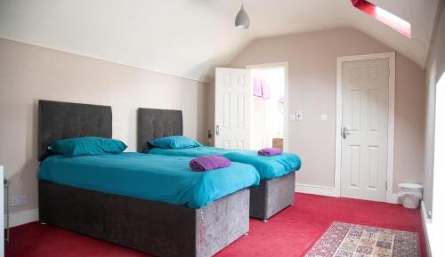 Triple Room with Private Bathroom