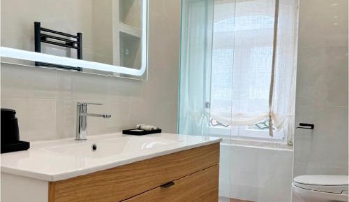Deluxe Double Room with Castle View