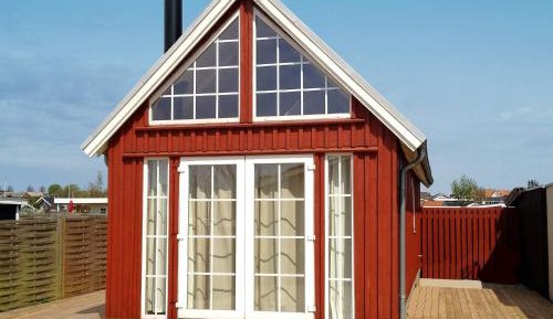 One-Bedroom Holiday Home